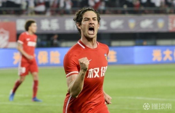 瓦伦西亚集结日完成体检，志在亚冠名次提升，话题不断，年轻球员得到机会的简单介绍